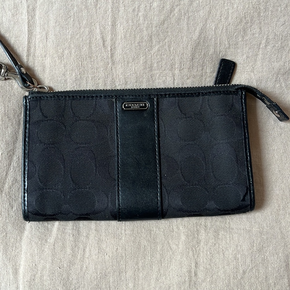 Coach Wristlet in Black